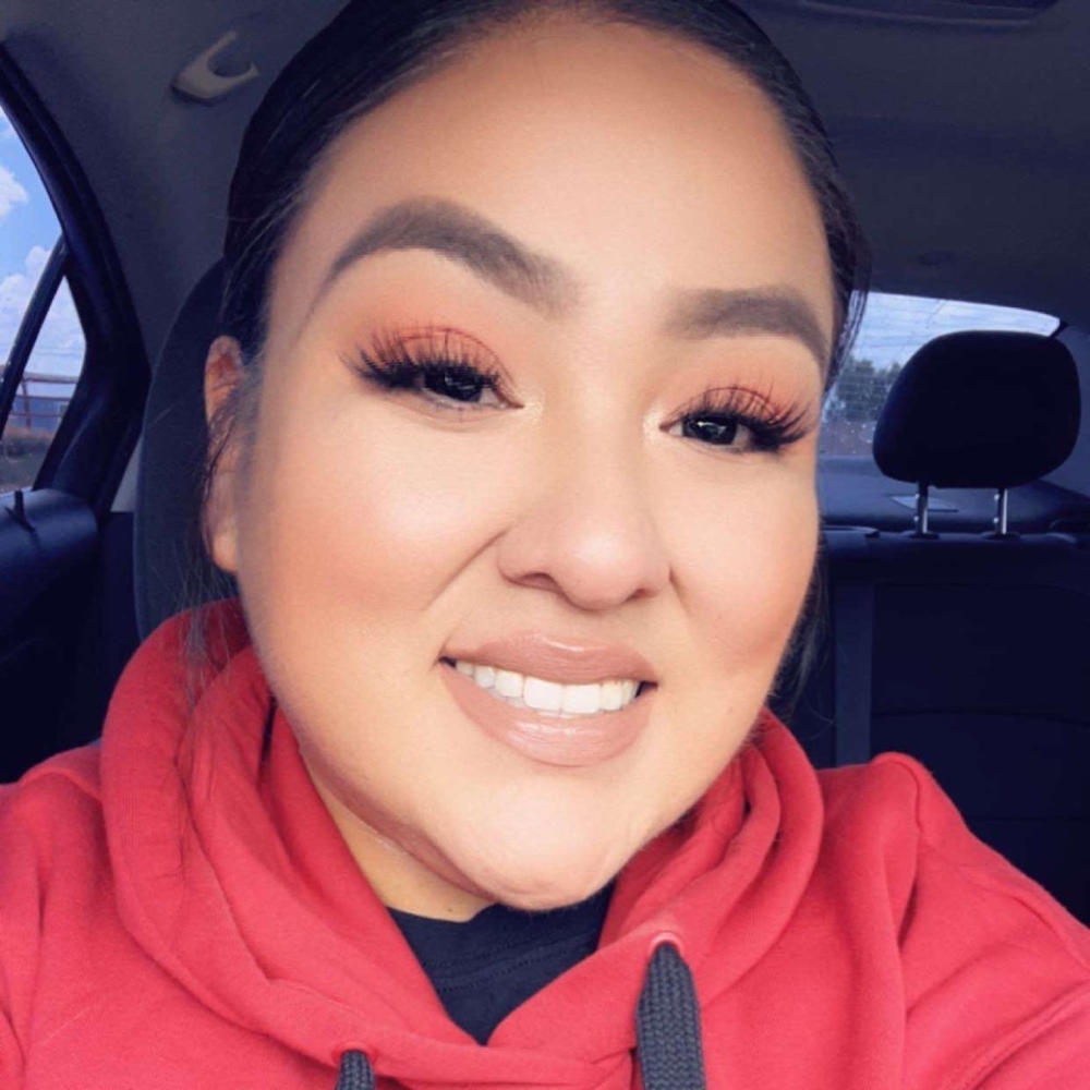 Meet your Posher, Fawnia